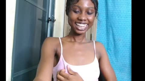 choco_petiteee online show from August 5, 8:01 am