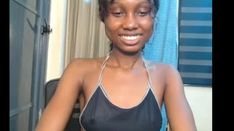 choco_petiteee online show from August 8, 2:17 pm