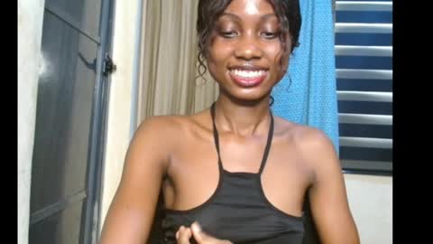 choco_petiteee online show from August 10, 9:00 am