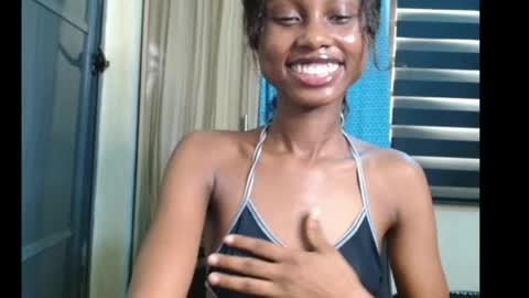 choco_petiteee online show from August 14, 10:19 am
