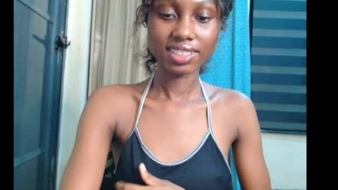 choco_petiteee online show from August 14, 7:17 pm