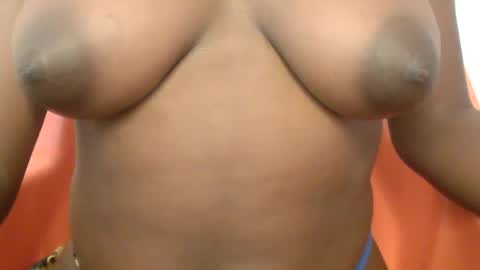 chocobitch30 online show from August 6, 12:04 pm