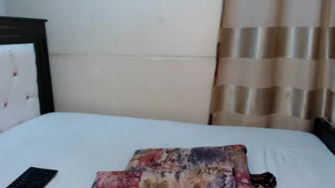chocolatabig online show from August 12, 8:44 pm