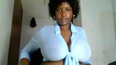 chocolate queen25 online show from April 30, 9:34 am