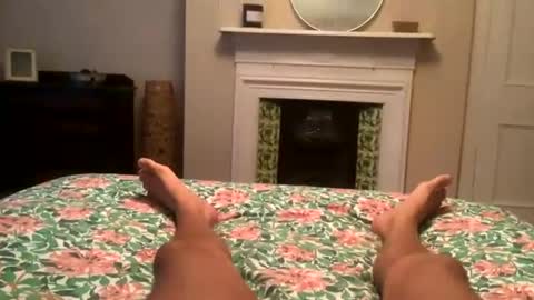 chribby912 online show from July 4, 8:00 pm