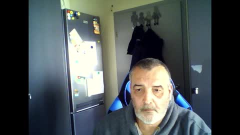 Chris online show from June 5, 9:03 am