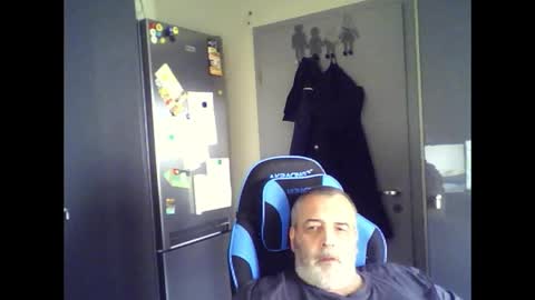Chris online show from June 6, 3:07 pm