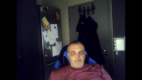 Chris online show from June 11, 6:03 pm