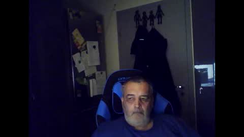 Chris online show from June 14, 4:31 am