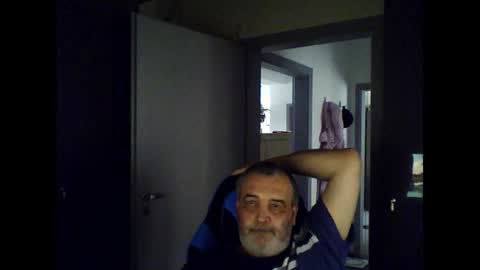 Chris online show from June 21, 6:14 am