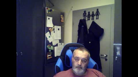 Chris online show from July 12, 7:04 am