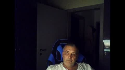 Chris online show from July 18, 8:10 pm