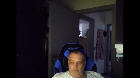 Chris online show from July 19, 4:36 am