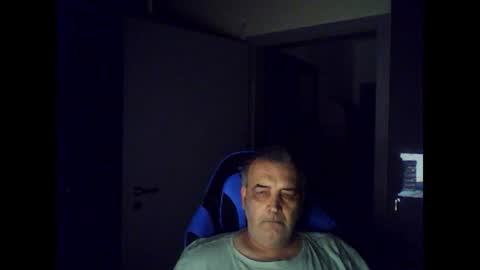Chris online show from August 2, 1:56 am