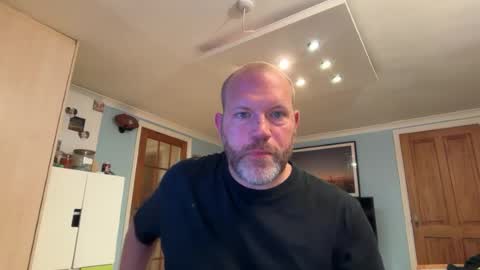 chris_buter online show from June 23, 11:28 pm