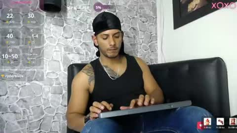 chris_dick2 online show from August 2, 6:42 am