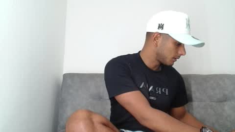 chris_dick2 online show from August 15, 6:34 pm