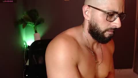 cris         Twitter magnum101010 insta magnumc20 online show from August 15, 12:47 am