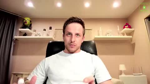 Chris online show from August 8, 12:54 am