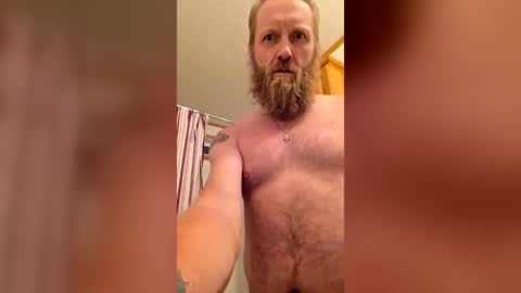 chriscum1977 online show from August 3, 4:19 am