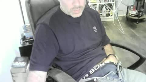 chrisprngr online show from June 29, 11:24 am