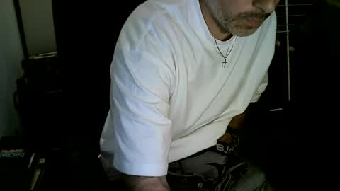 chrisprngr online show from August 13, 4:10 pm