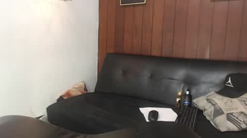 chriss online show from August 3, 7:10 pm