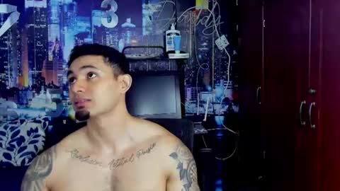 Chriss Stewart online show from June 19, 2:33 am