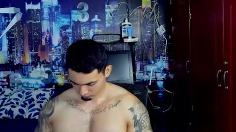 Chriss Stewart online show from June 19, 4:12 am