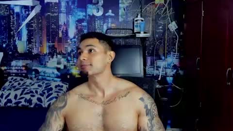 Chriss Stewart online show from June 20, 4:01 am