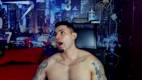 Chriss Stewart online show from June 23, 4:02 am