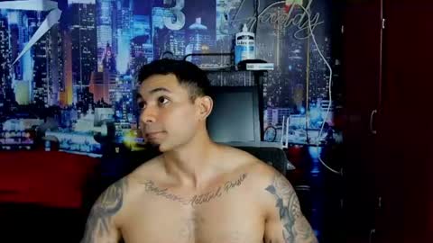Chriss Stewart online show from July 2, 2:23 am
