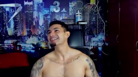 Chriss Stewart online show from July 4, 5:20 am