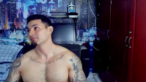Chriss Stewart online show from July 9, 4:06 am
