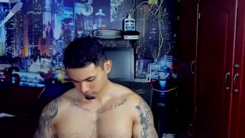 Chriss Stewart online show from July 18, 2:12 am