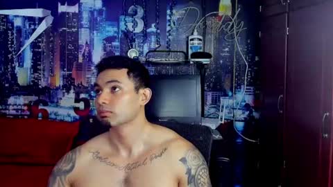 Chriss Stewart online show from August 7, 2:11 am