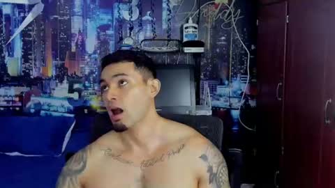Chriss Stewart online show from August 11, 2:13 am