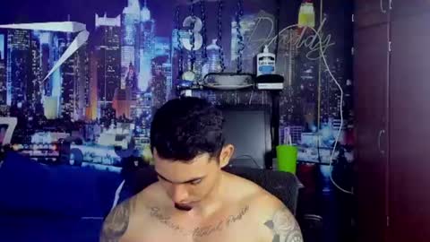 Chriss Stewart online show from August 13, 2:25 am
