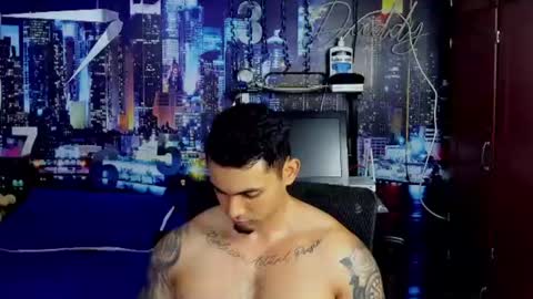 Chriss Stewart online show from August 15, 4:16 am