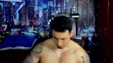 Chriss Stewart online show from August 18, 4:07 am