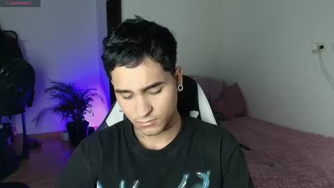 Christian Wang online show from August 6, 6:34 am