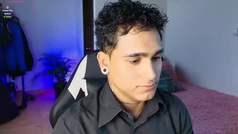 Christian Wang online show from August 6, 3:00 pm