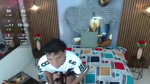 chrisshottx online show from July 8, 7:29 pm