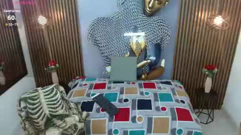 chrisshottx online show from July 9, 2:00 pm