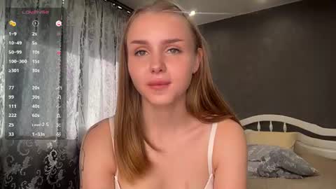 Caroline  online show from August 8, 12:38 pm