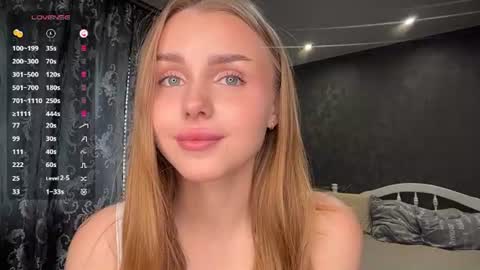 Caroline  online show from August 13, 8:06 am