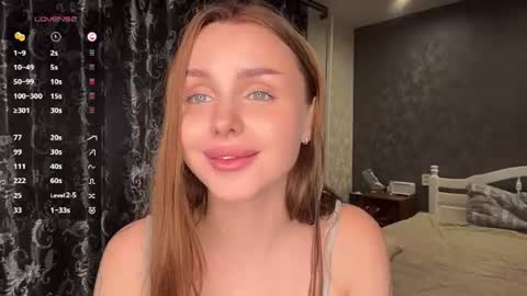 Caroline  online show from August 14, 6:55 pm