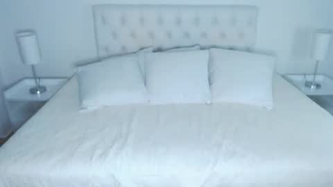 christiandiorx online show from May 4, 12:27 am