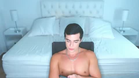 christiandiorx online show from June 10, 7:37 am