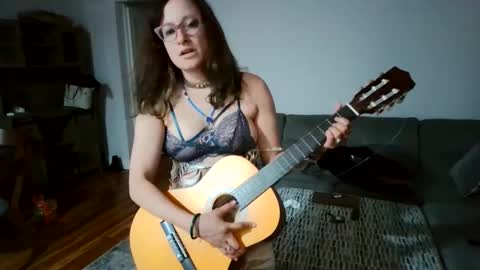 christianslutt online show from May 23, 2:14 am